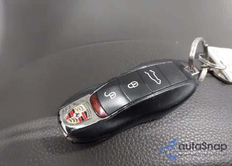 2017 Porsche Macan S z USA, uszkodzony, nr VIN WP1AB2A56HLB15943